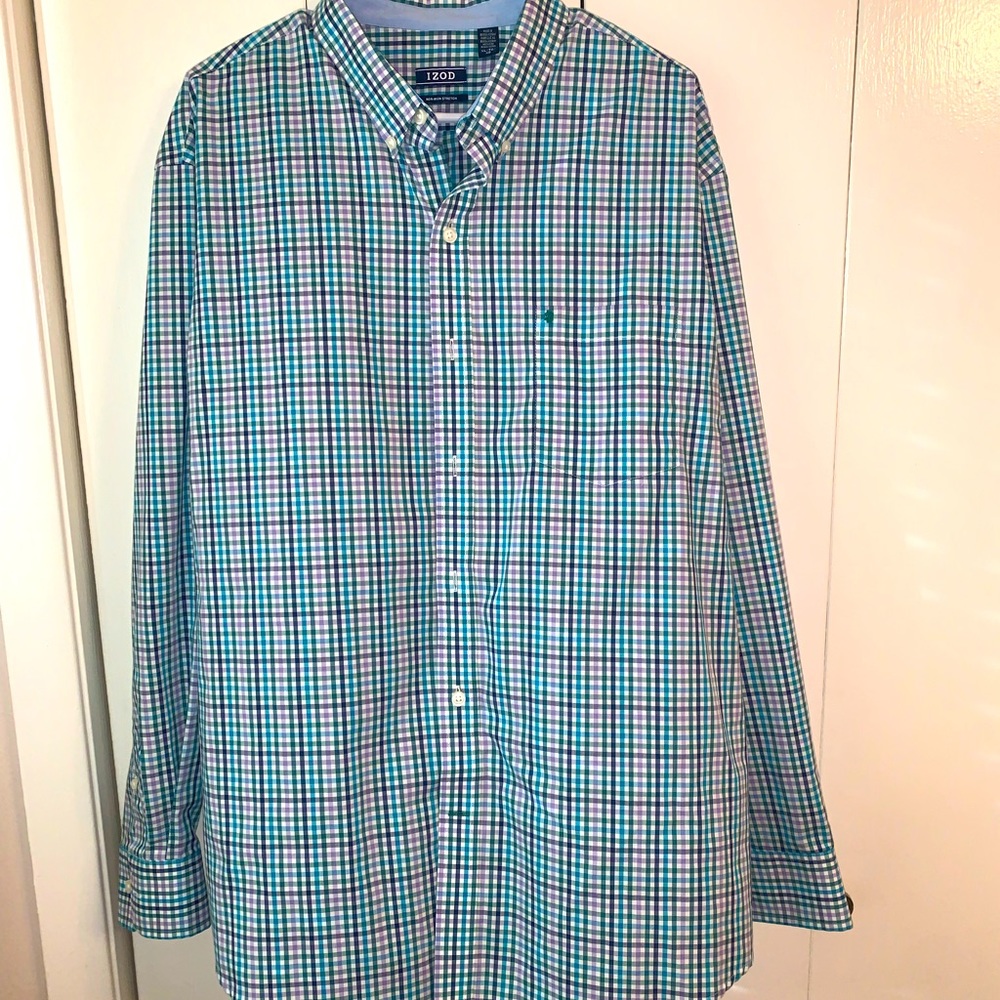 Izod button-down shirt